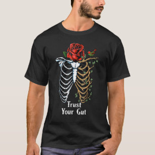 Camiseta Confie no seu estético de Rosa vermelha do crânio 