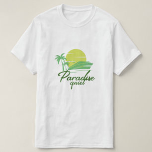 Camiseta confortável, cores brilhantes, sobre um s