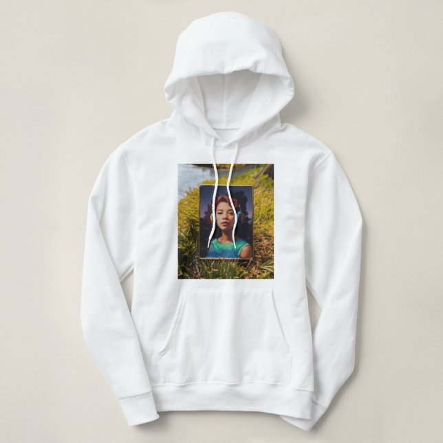 Camiseta Conforto Chic: Jaqueta encapotada de escape urbano (Frente do Design)