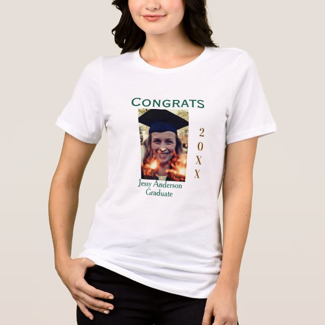 Camiseta Congrats graduate green gold year 20XX namesimple (Frente)