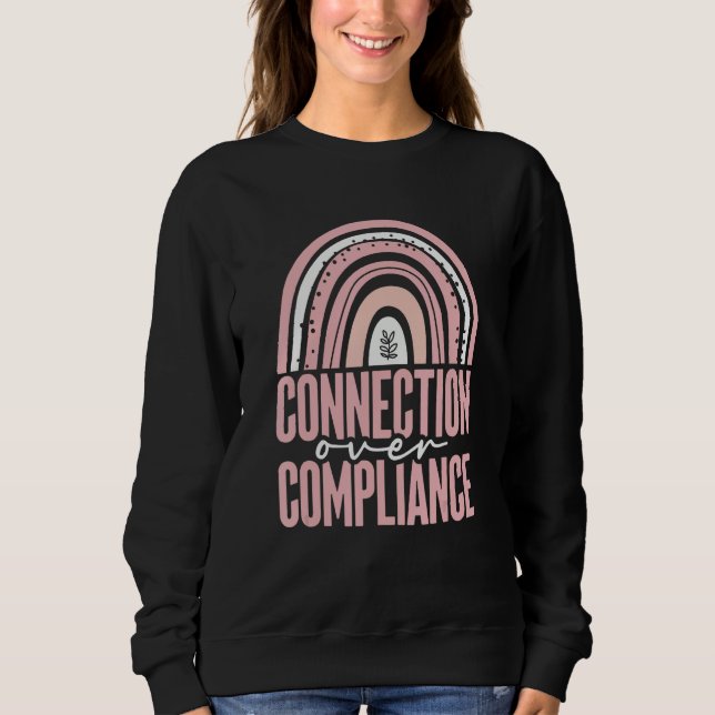 Camiseta Connection Over Compliance Behavior RBT ABA Behavi (Frente)