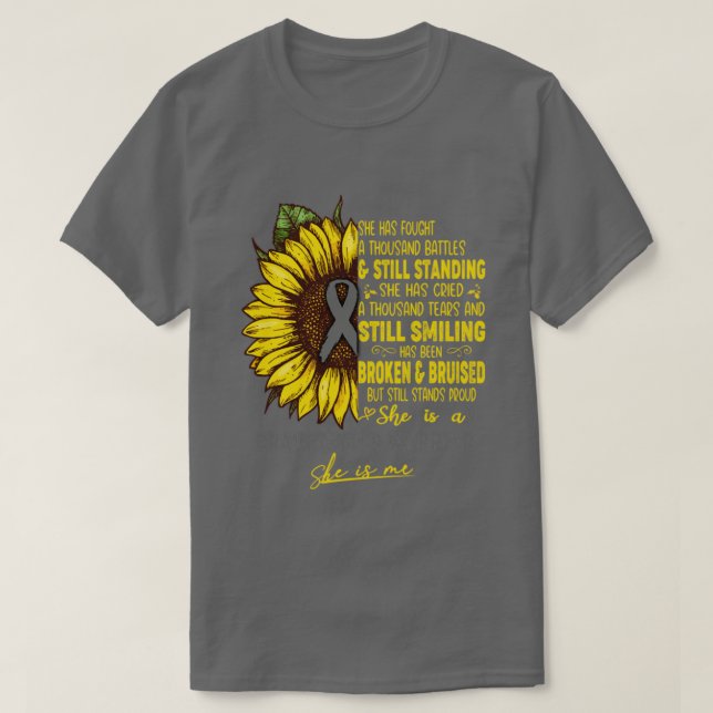 Camiseta Consciência do Tumor Cerebral Ela é uma guerreira  (Frente do Design)