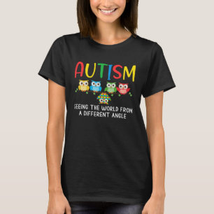 Camiseta Conscientização do Autismo Coruja Fofa Puzzles de 