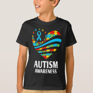 Camiseta Conscientização do Autismo Mulheres Coração Apoia 