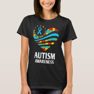 Camiseta Conscientização do Autismo Mulheres Coração Apoia 