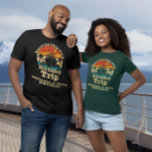 Camiseta Conselho do cruzeiro de aniversário retrógrado do<br><div class="desc">Este design pode ser personalizado na área fornecida pela alteração da foto e/ou do texto. Ou pode ser personalizado clicando em Personalizar este Modelo e, em seguida, escolhendo o clique para personalizar mais a opção e excluir ou alterar a cor do plano de fundo, adicionar texto, alterar a cor ou...</div>