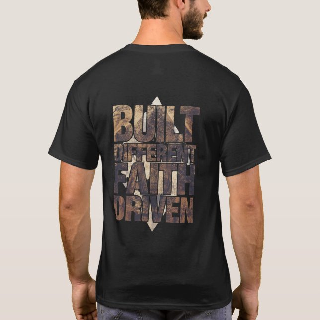 Camiseta Construída Diferente Fé Motivadora | Acad (Verso)