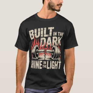 Camiseta Construído No Escuro Brilhe Na Luz Grunge Academi