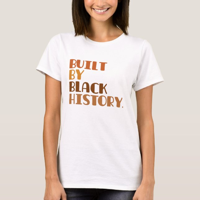 Camiseta Construído por histórico preto (Frente)