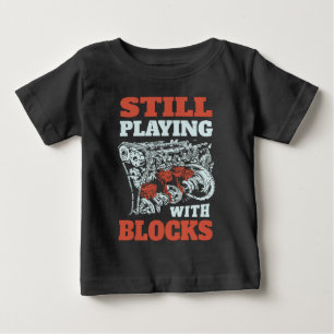 Camiseta Continuando brincando com blocos mecânicos
