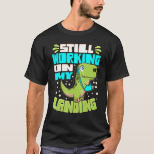 Camiseta Continuando Trabalhando Em Meu Landing Dino De Bra