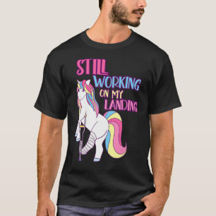 Camiseta Continuando Trabalhando Em Minha Dificuldade De At