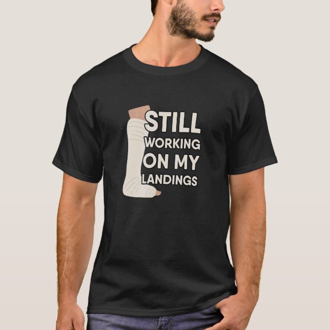 Camiseta Continuando Trabalhando Em Minhas Áreas (Frente)