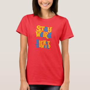 Camiseta Continue Estranho