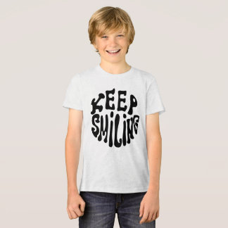 Camiseta Continue Sorrindo! - Design Simples e Alegre