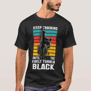 Camiseta Continue Treinando Até Que o Sino Fique Preto