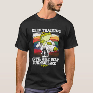 Camiseta Continue treinando karatê até a faixa ficar preta