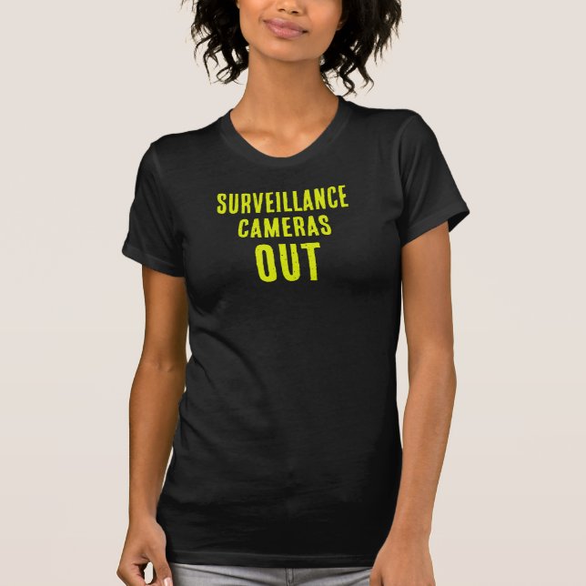 Camiseta Contra Câmeras de Vigilância de Mulheres (Frente)