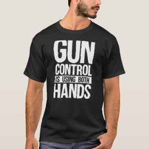 Camiseta Controle De Arma Está Usando Ambas As Mãos Pro 2a