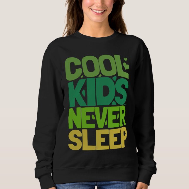 Camiseta Cool Kids Never Sleep (Frente)