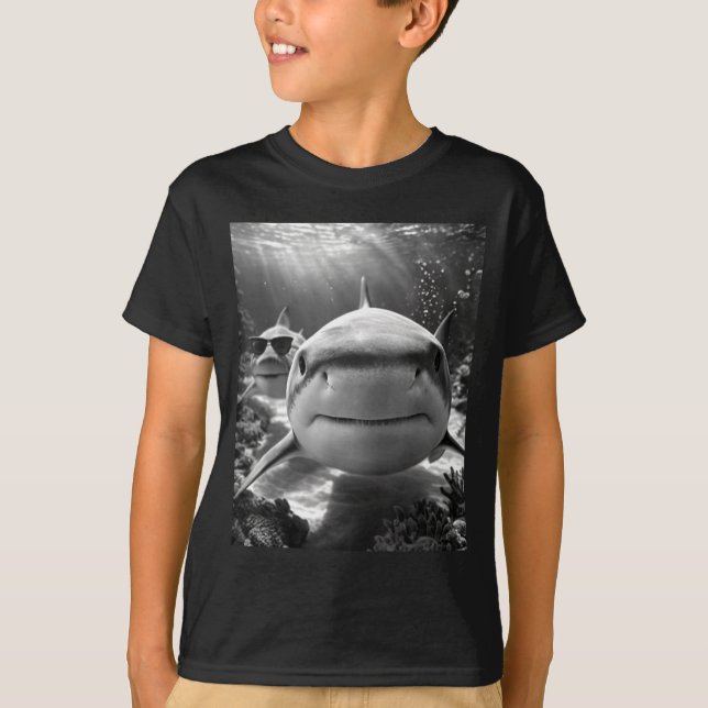 Camiseta Cool Shark Animal Selfie  (Frente)