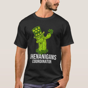 Camiseta Coordenador Shenanigans Dabbing Cactus Rua Patrick