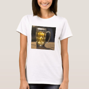 Camiseta Copo de cerveja bebida close up, Índia