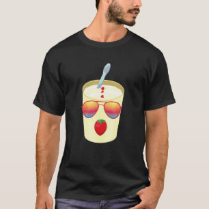 Camiseta Copo de Iogurte de Morango com Fantasia de Óculos