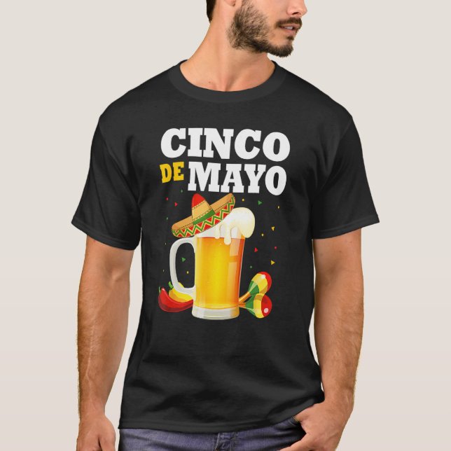 Camiseta Copos De Cerveja Mexicanos Cinco De Mayo Atinge Ho (Frente)