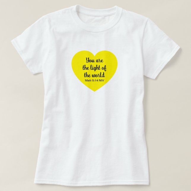 Camiseta Coração Amarelo Brito Brilhante Luz do Mundo Branc (Frente do Design)