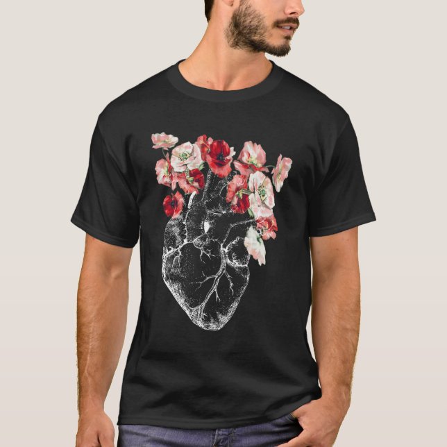 Camiseta Coração Anatômico E Flores (Frente)