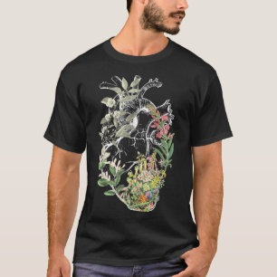 Camiseta Coração Anatômico E Flores Mostram Seu Amor 