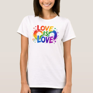 Camiseta Coração Arco-íris Amor é Amor