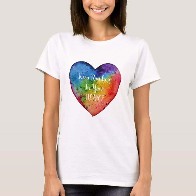 Camiseta Coração Arco-Íris Cóteo Aquarela (Frente)