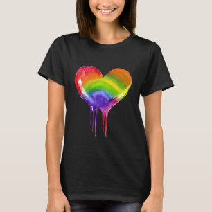 Camiseta Coração Arco-Íris LGBTQIA+ Orgulho