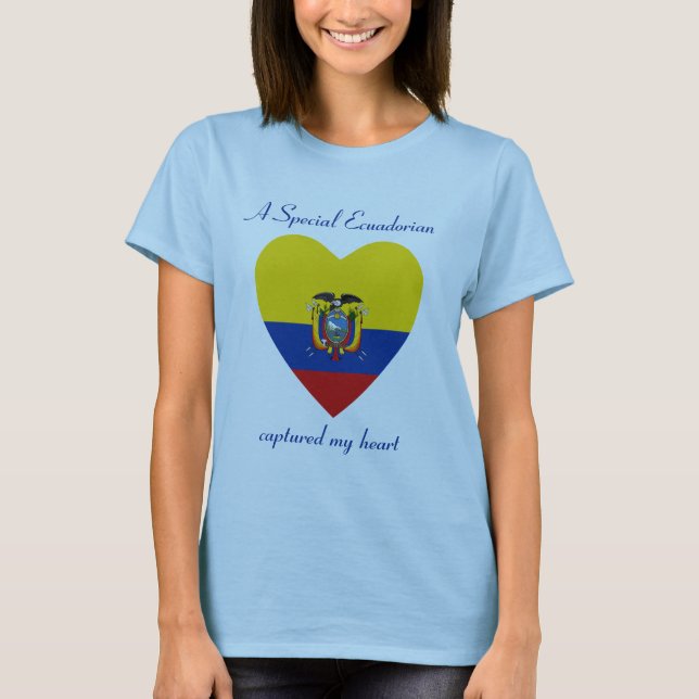 Camiseta Coração com a Bandeira do Equador (Frente)