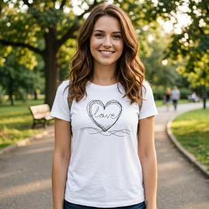 Camiseta Coração com "Amor" em Arte em Linha Contínua