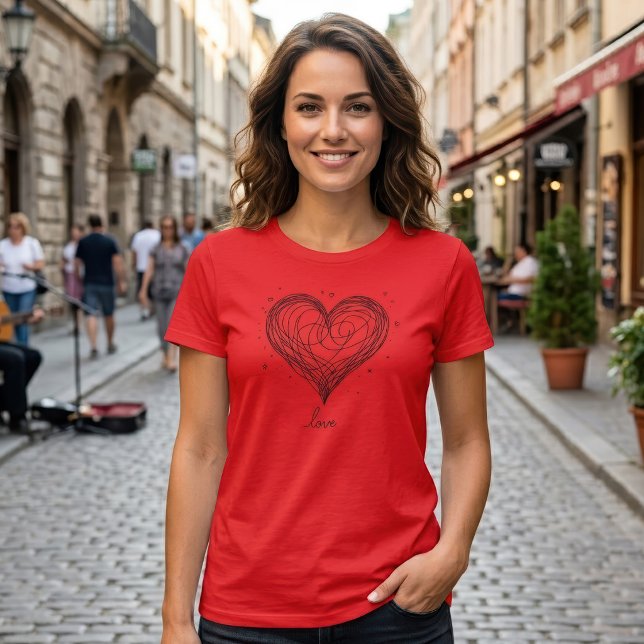 Camiseta Coração com Desenho de Amor em Linha Caprichosa (Whimsical Line Art Heart with Love Design. Women Basic Red T-Shirt)