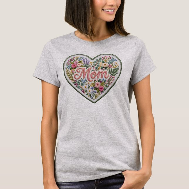 Camiseta Coração de Bordado Falso Floral Mamãe (Frente)