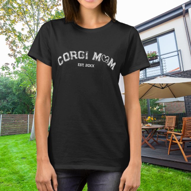 Camiseta Coração de Mãe Corgi Pata em Branco Distressed (Criador carregado)
