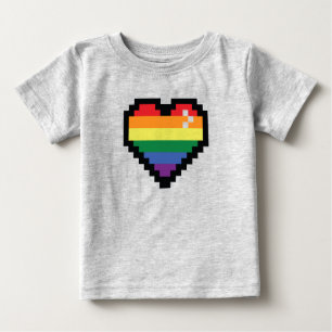 Camiseta Coração de Pixel Arco-Íris