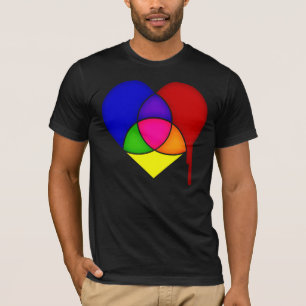 Camiseta coração do gráfico de cores