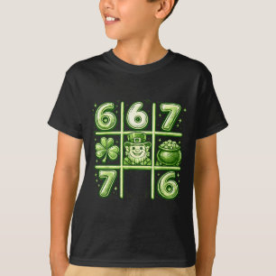 Camiseta Coração do jogo da velha com trevo fofo 6 7 dia de