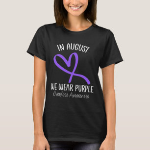 Camiseta Coração Em agosto Vestimos Consciência da Sobredos