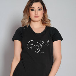 Camiseta Coração Grateful | Seu nome - Script de tinta míni
