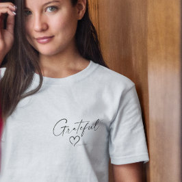 Camiseta Coração Grateful | Seu nome - Script de tinta míni