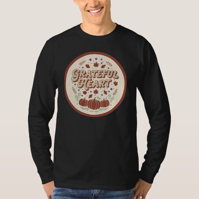 Camiseta Coração Grato Design de Abóbora de Outono (Frente)