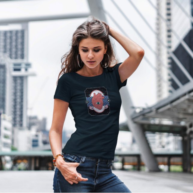 Camiseta Coração Humano Com Olho (Criador carregado)