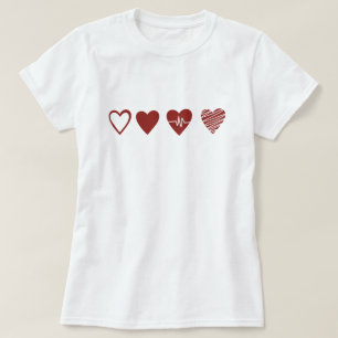 Camiseta Coração Minimalista EKG Linha Art Quatro Corações