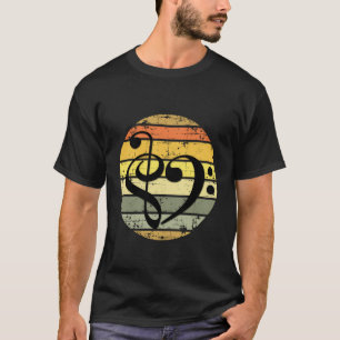 Camiseta Coração Musical Ousado Sobre Faixas de Arco-Íris d